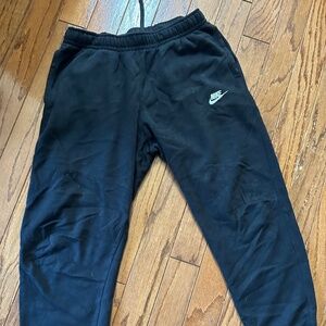 Nike sportswear club fleece joggers
